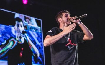 Chuty pide matrimonio a su novia en Japón